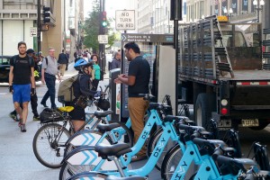 Cheap Chicago Tinder Date - Bike